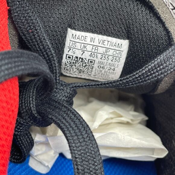 Adidas Busenitz Skate Shoes Mens 7.5 Black Metallic Red‎ Samba Soccer IF4620 New - Picture 6 of 7